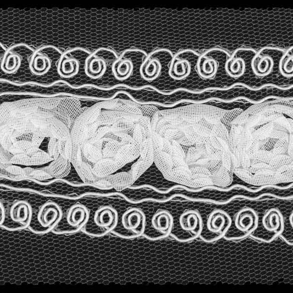Dentelle tulle fleurs   50mm
